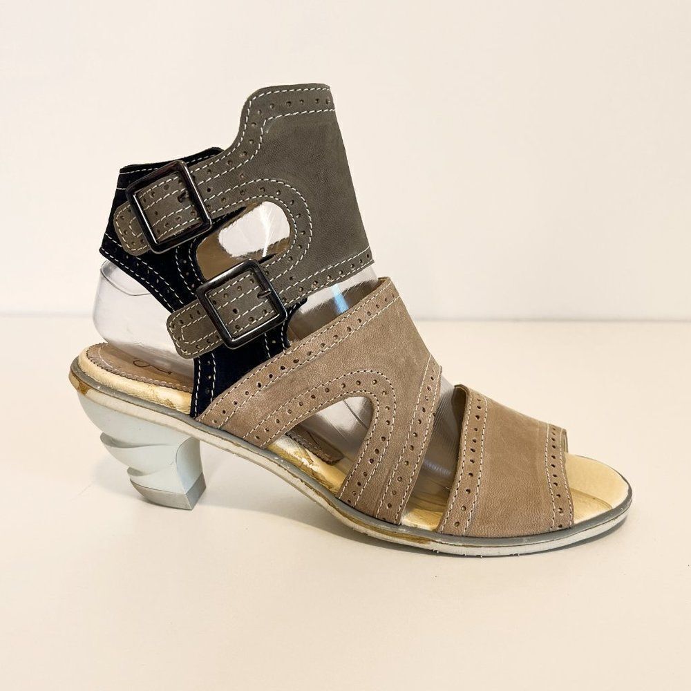 NWOB Eject Monochromatic Two Tone Ankle Wrap Artsy Leather Sandals